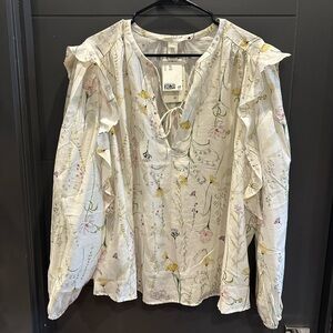 H&M Flutter Floral Long sleeve Top